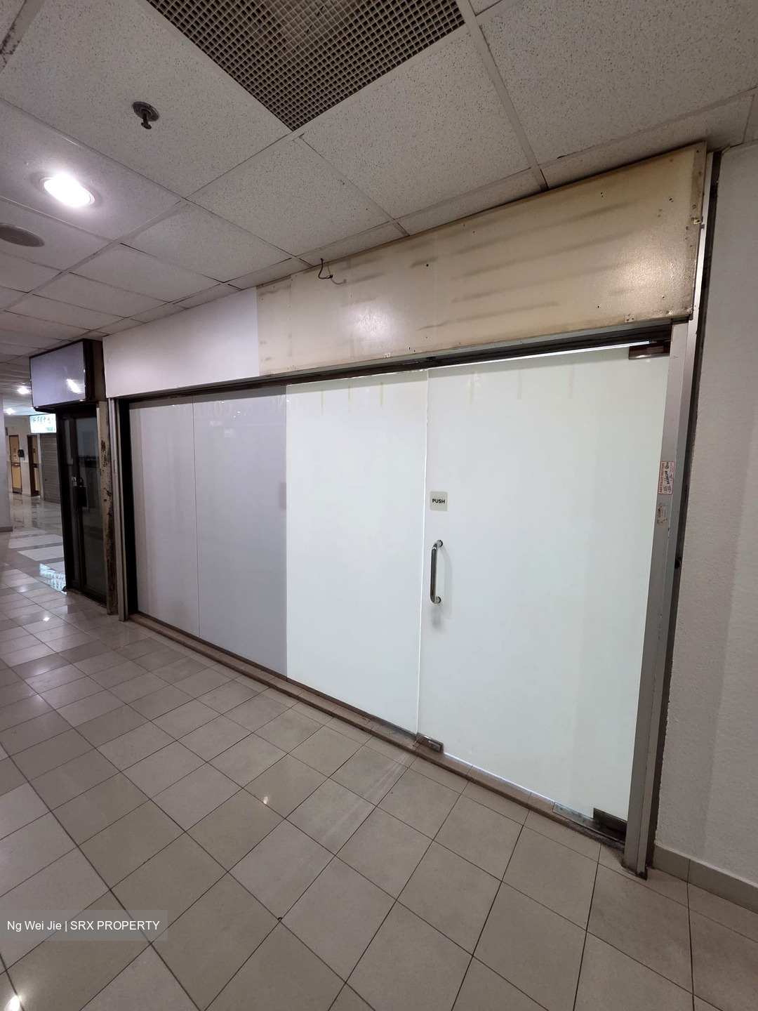 Golden Sultan Plaza (D7), Office #528715861